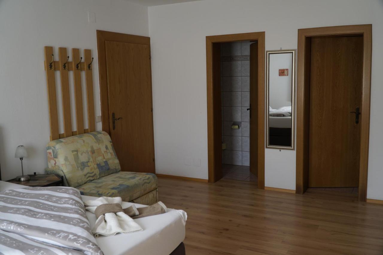 Pension-Ferienwohnung Rotar Faak am See Eksteriør bilde