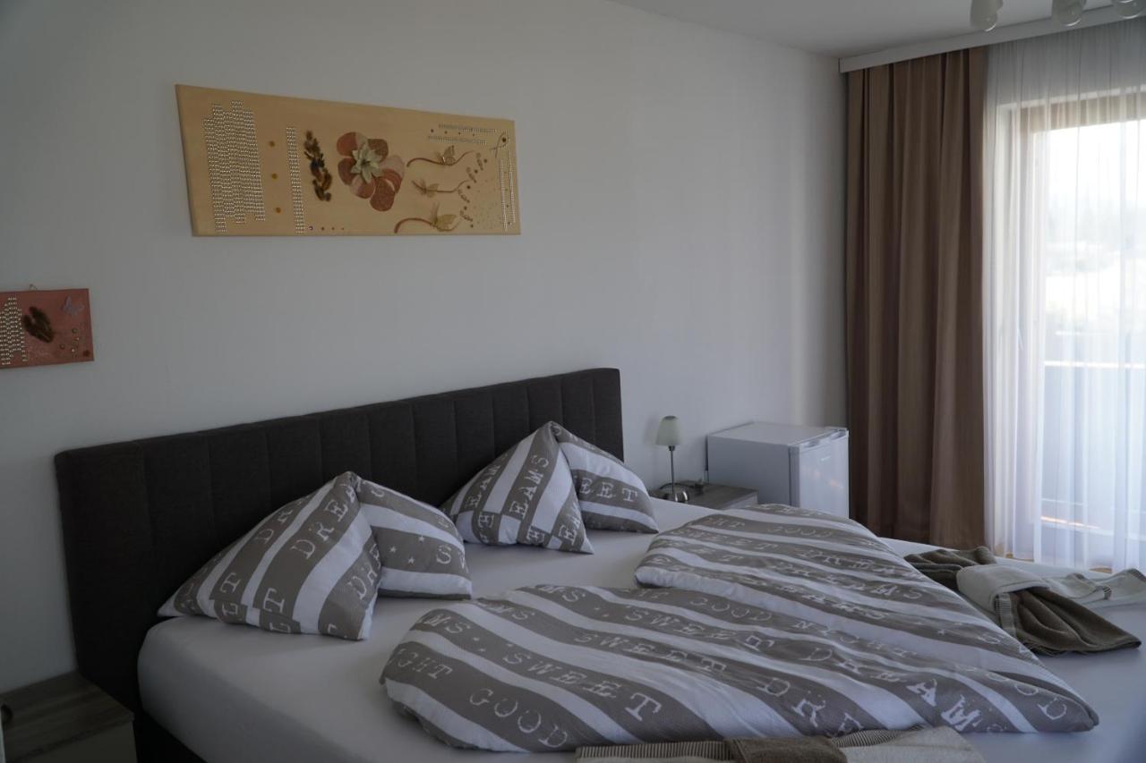 Pension-Ferienwohnung Rotar Faak am See Eksteriør bilde