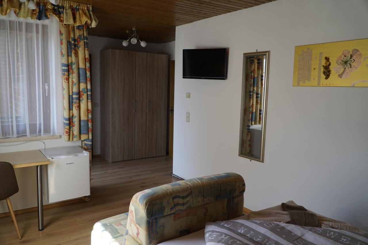 Pension-Ferienwohnung Rotar Faak am See Eksteriør bilde