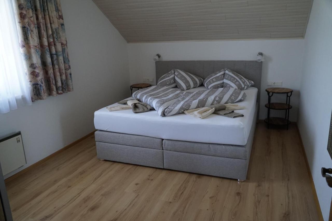 Pension-Ferienwohnung Rotar Faak am See Eksteriør bilde