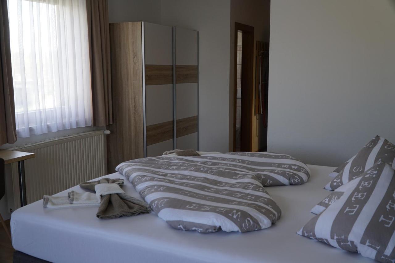 Pension-Ferienwohnung Rotar Faak am See Eksteriør bilde