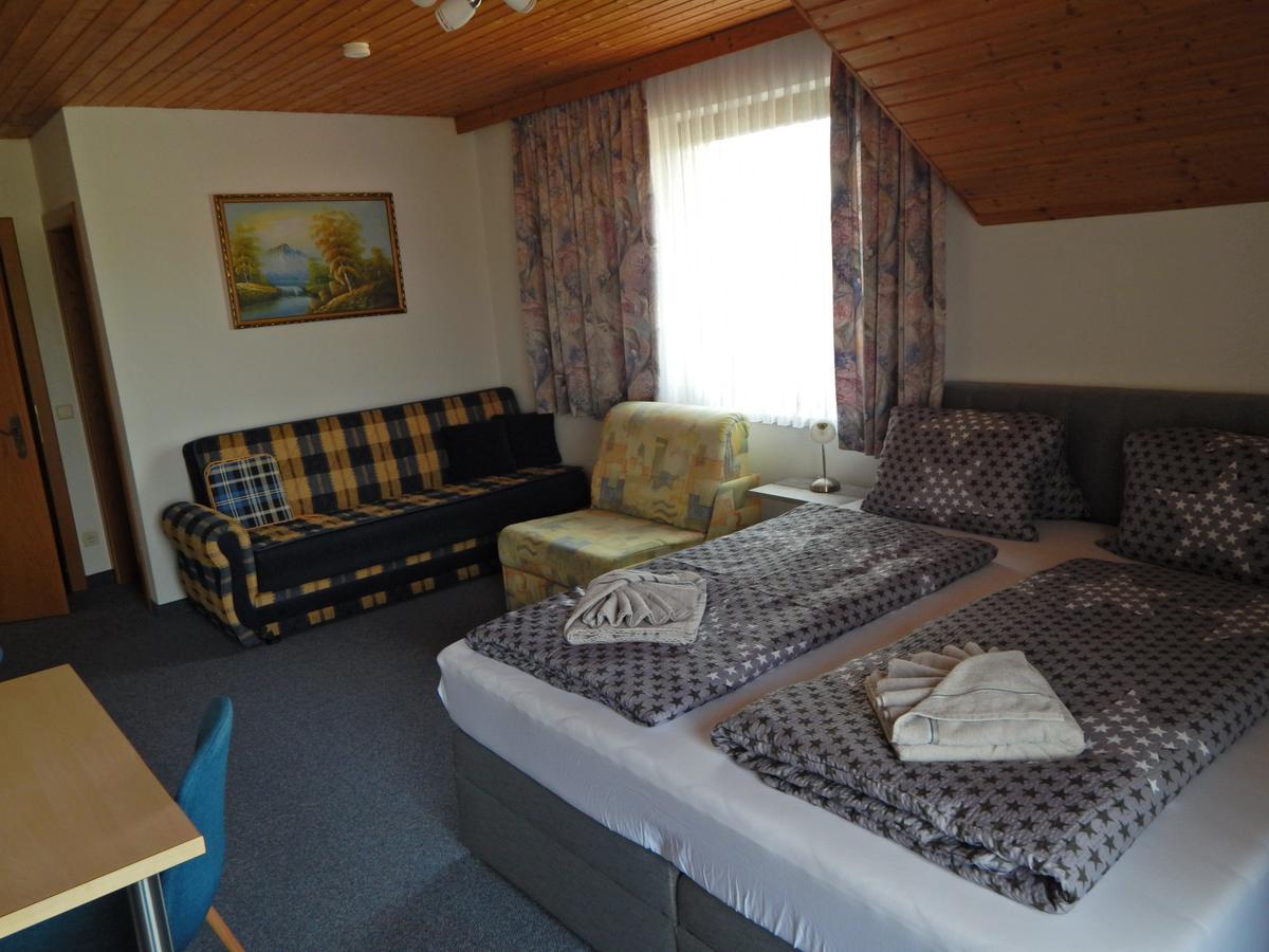 Pension-Ferienwohnung Rotar Faak am See Eksteriør bilde