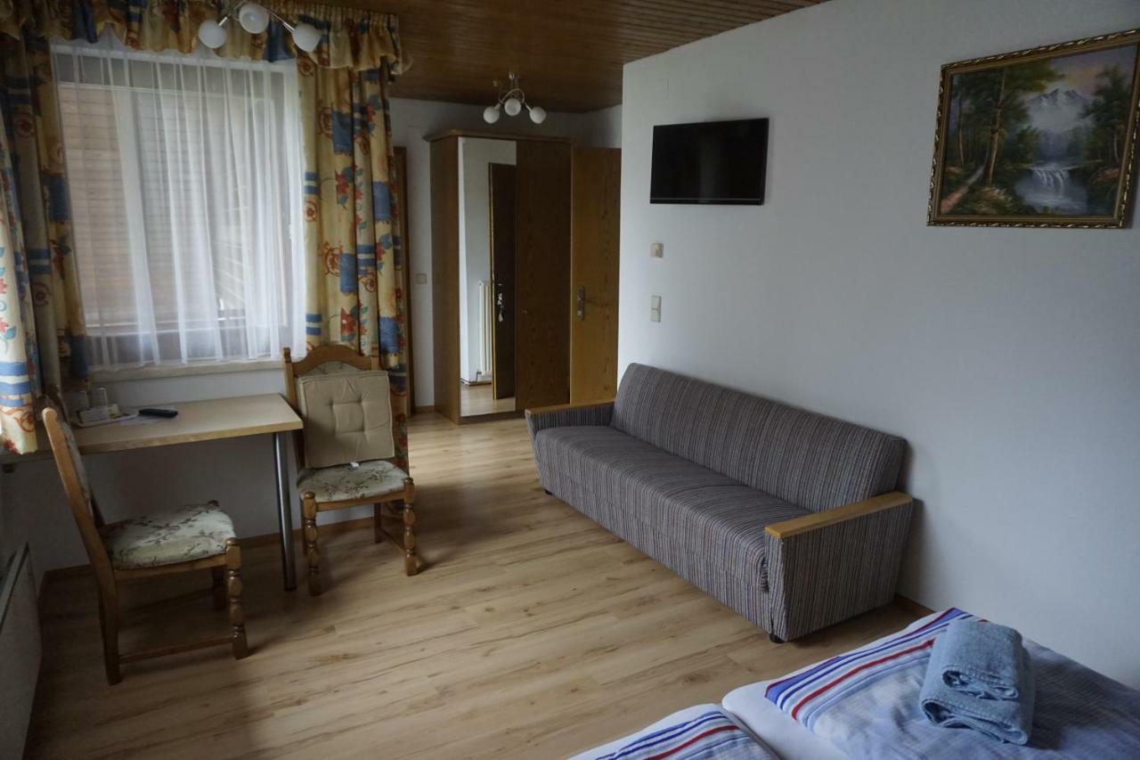 Pension-Ferienwohnung Rotar Faak am See Eksteriør bilde